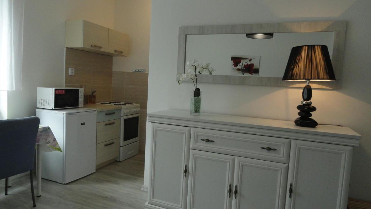 Apartman Sluka Jilemnice Buitenkant foto